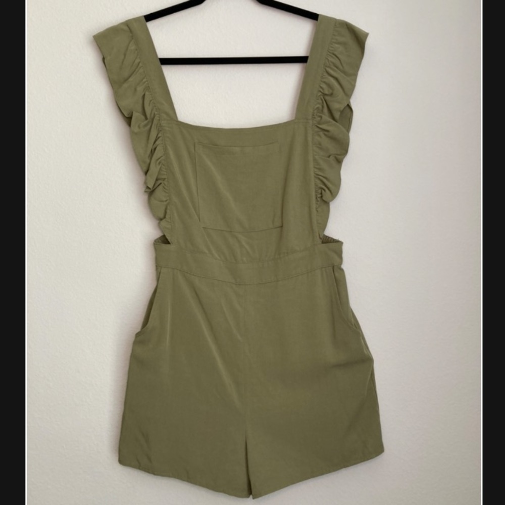 NEW WITH TAGS Kittenish Romper